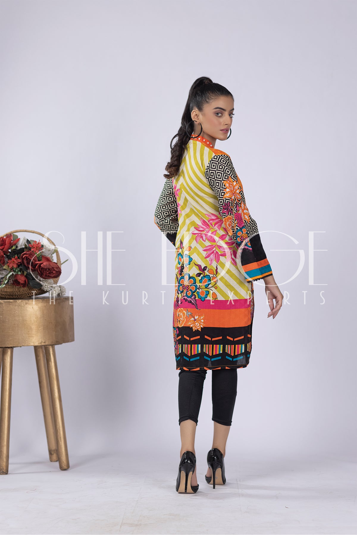 Broshia Print Lawn Tops Collection - Summers 2022