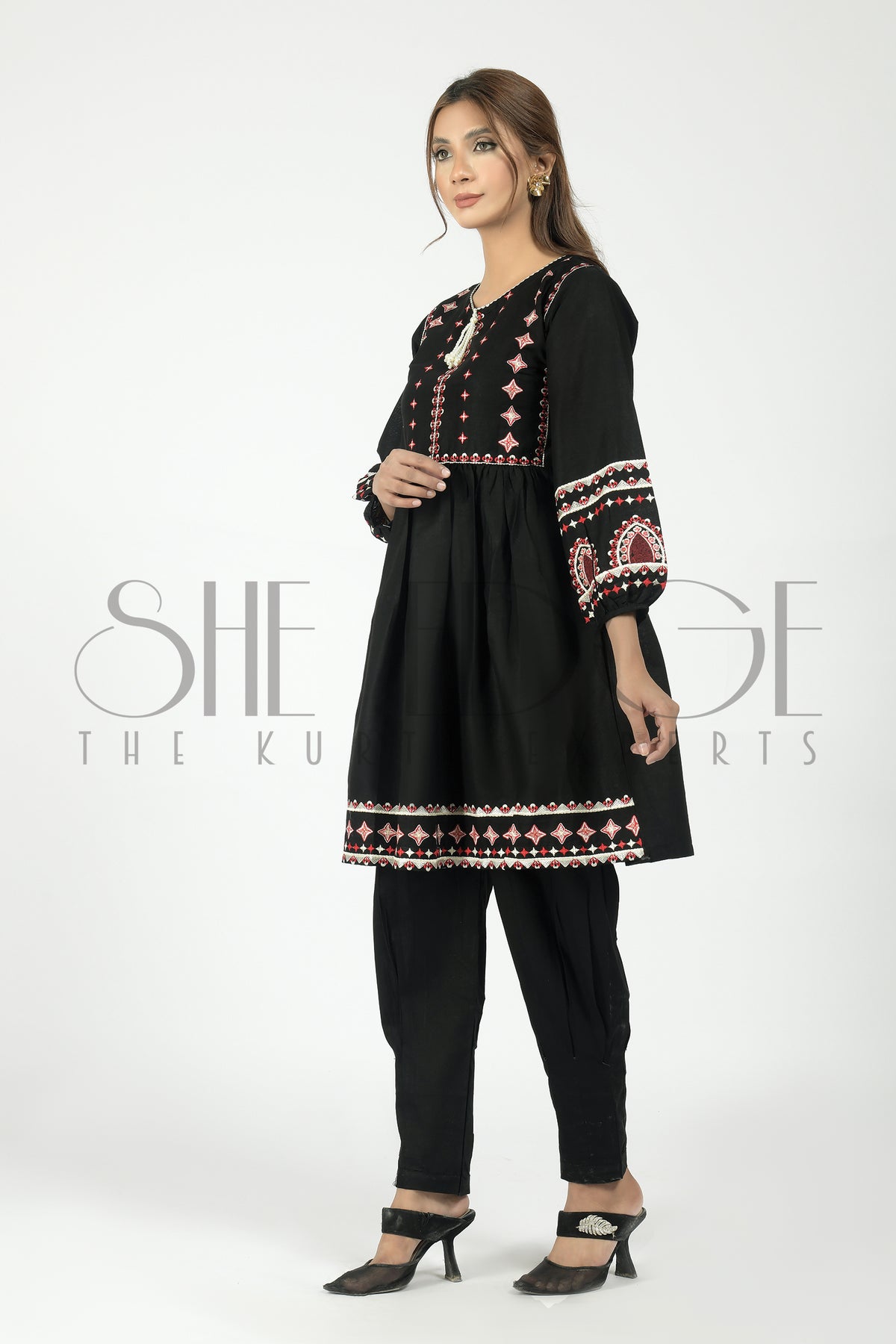 2pc Embroidered Cambric Suit -  Fall 2022
