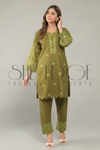 2pc Embroidered Khaddar Suit -  Fall 2022