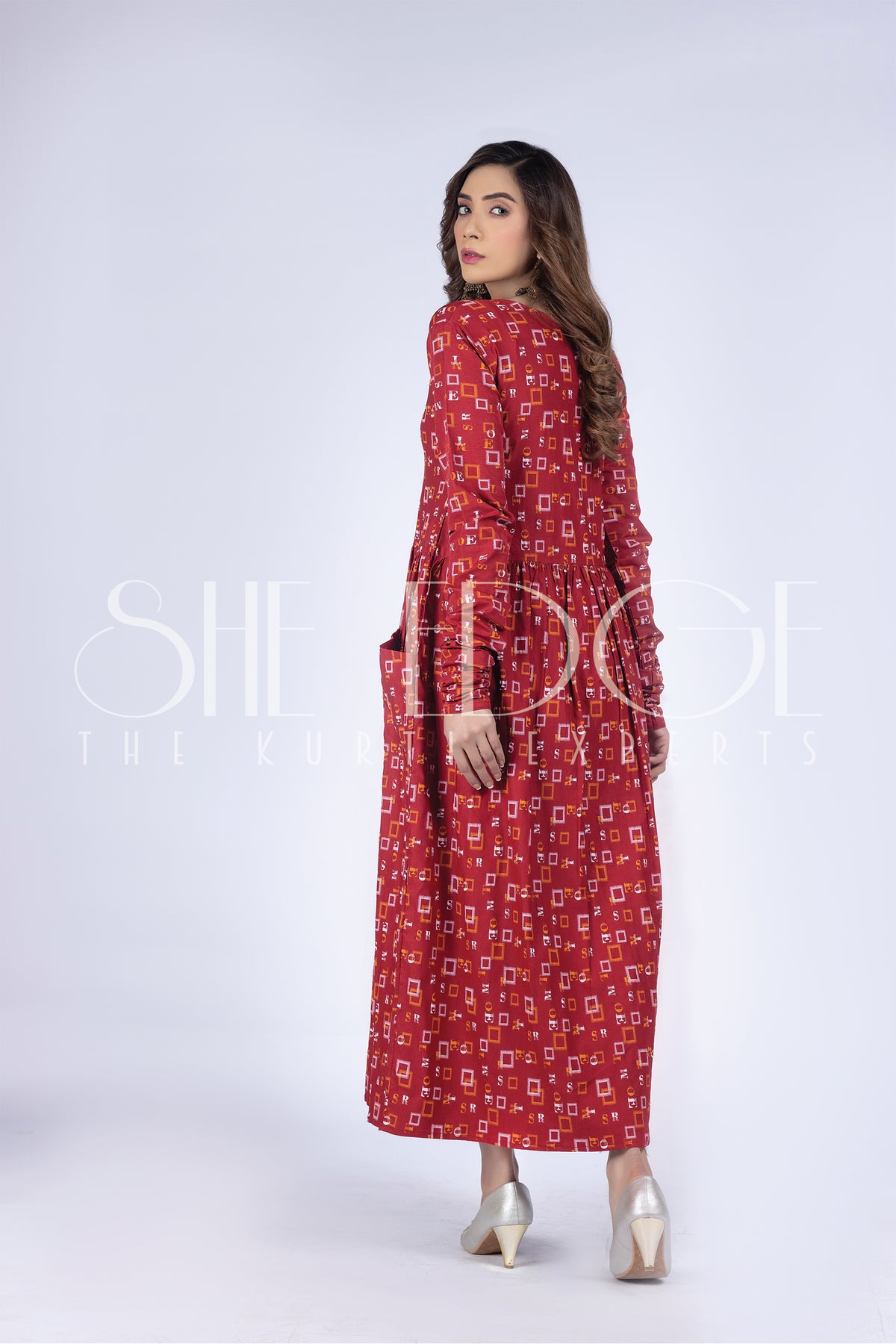 Styled Long Maxi Frock Girls Casual Wear Pre Summers Collection 2022