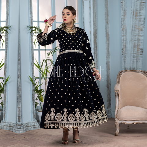 VELVET EMBROIDERED LONG MAXI FROCK WINTERS 2021 - تابِ سخن - THE KURTI EXPERTS
