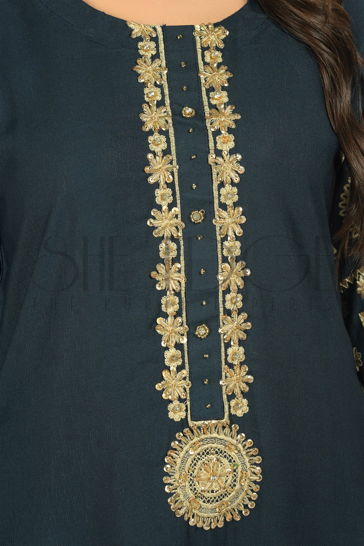 2pc Embroidered Silk Karandi Suit -  Fall 2022